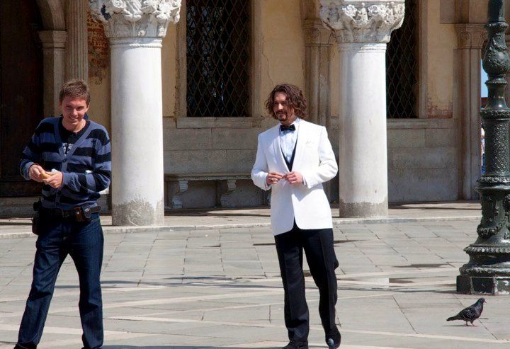 Angela's photo of Johnny Depp in Italy, filming "The Tourist." 