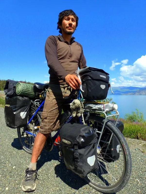 Andres with his bike on the stretch from Tok to Skagway.