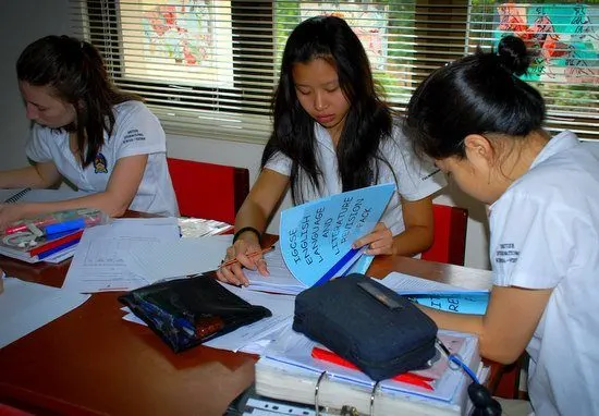 Students in a Vietnam International School studying very seriously.