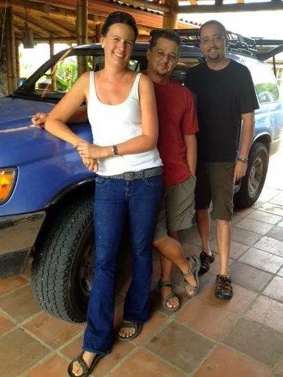 "Team LifeRemotely": Kobus, his wife, and her brother.