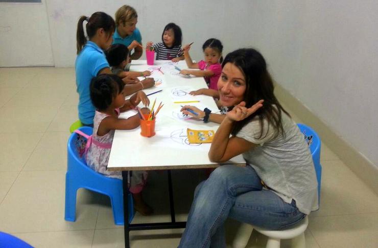 Klelia and her boyfriend during Art Hour at the school where she teaches in Thailand. 
