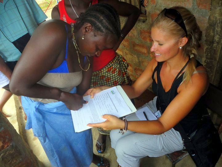 Brooke working in Sierra Leone. 