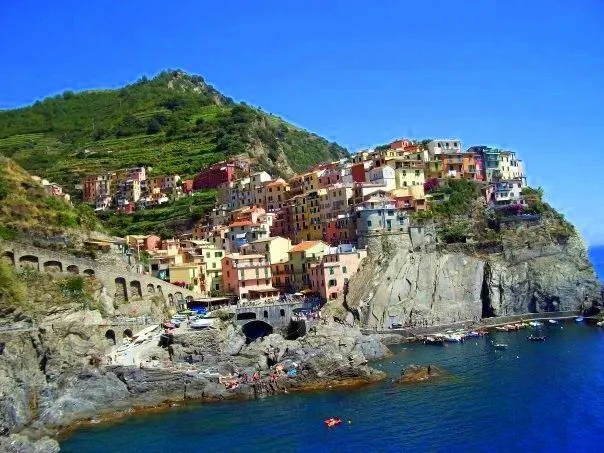View from the “Lover’s Lane” path through Italy’s antique fishing villages, Cinque Terre, Italy.