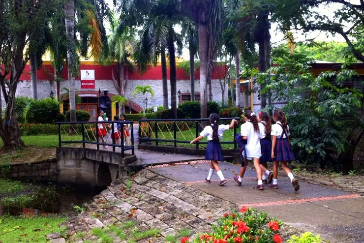Students at Kate’s current school heading off to class.