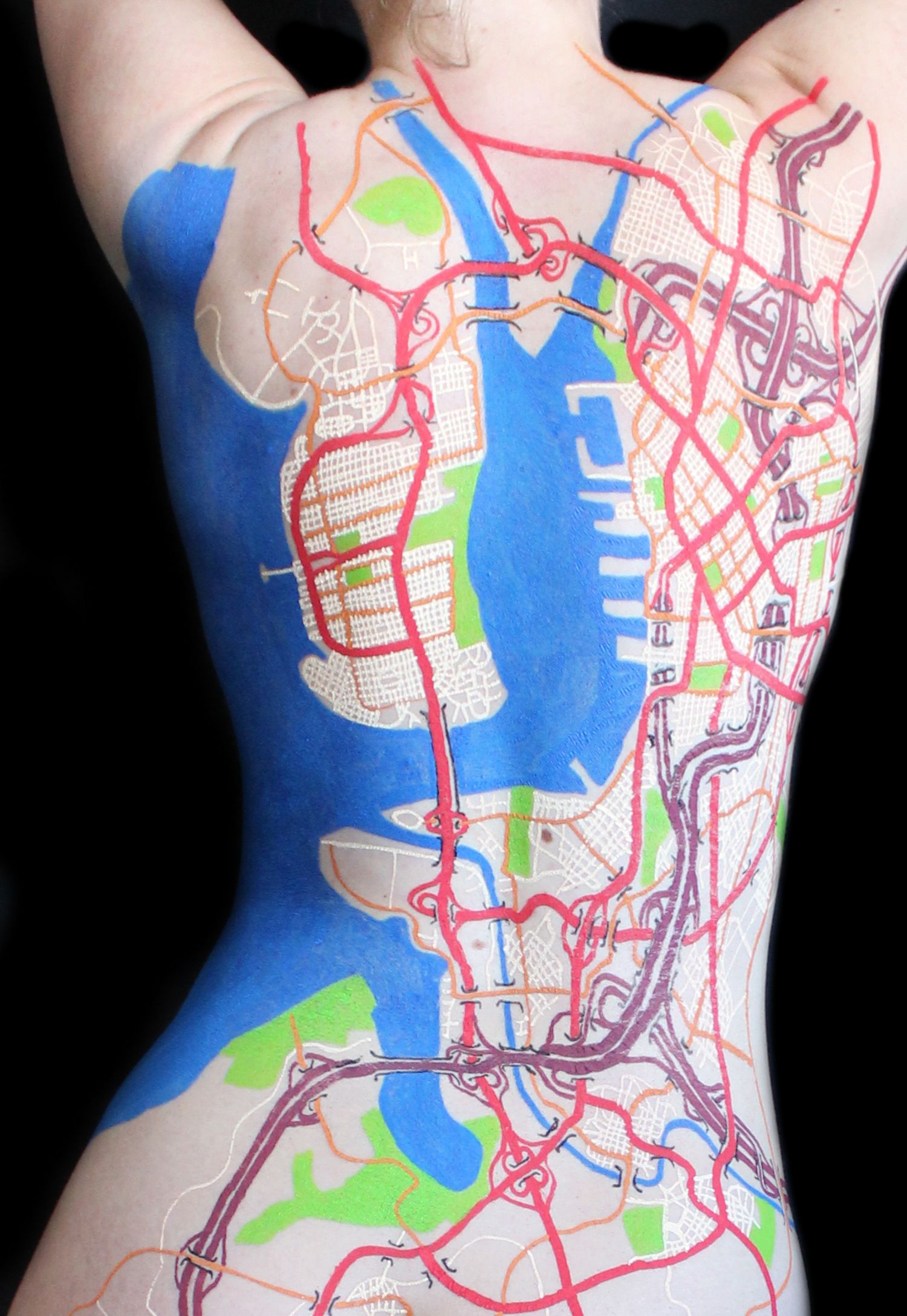 This Man Draws Fictional Maps on People’s Skin, and the Results are Beautiful!