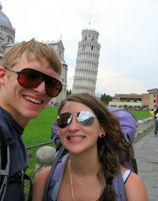 Backpacking in Europe: The Leaning Tower of Pisa in Italy!