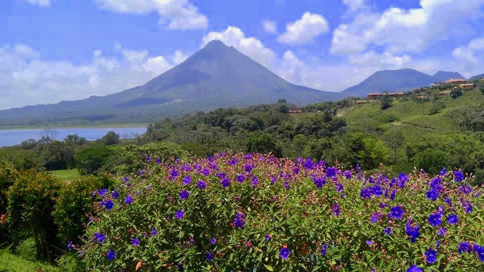 Volcan Arenal Volcano in Costa Rica